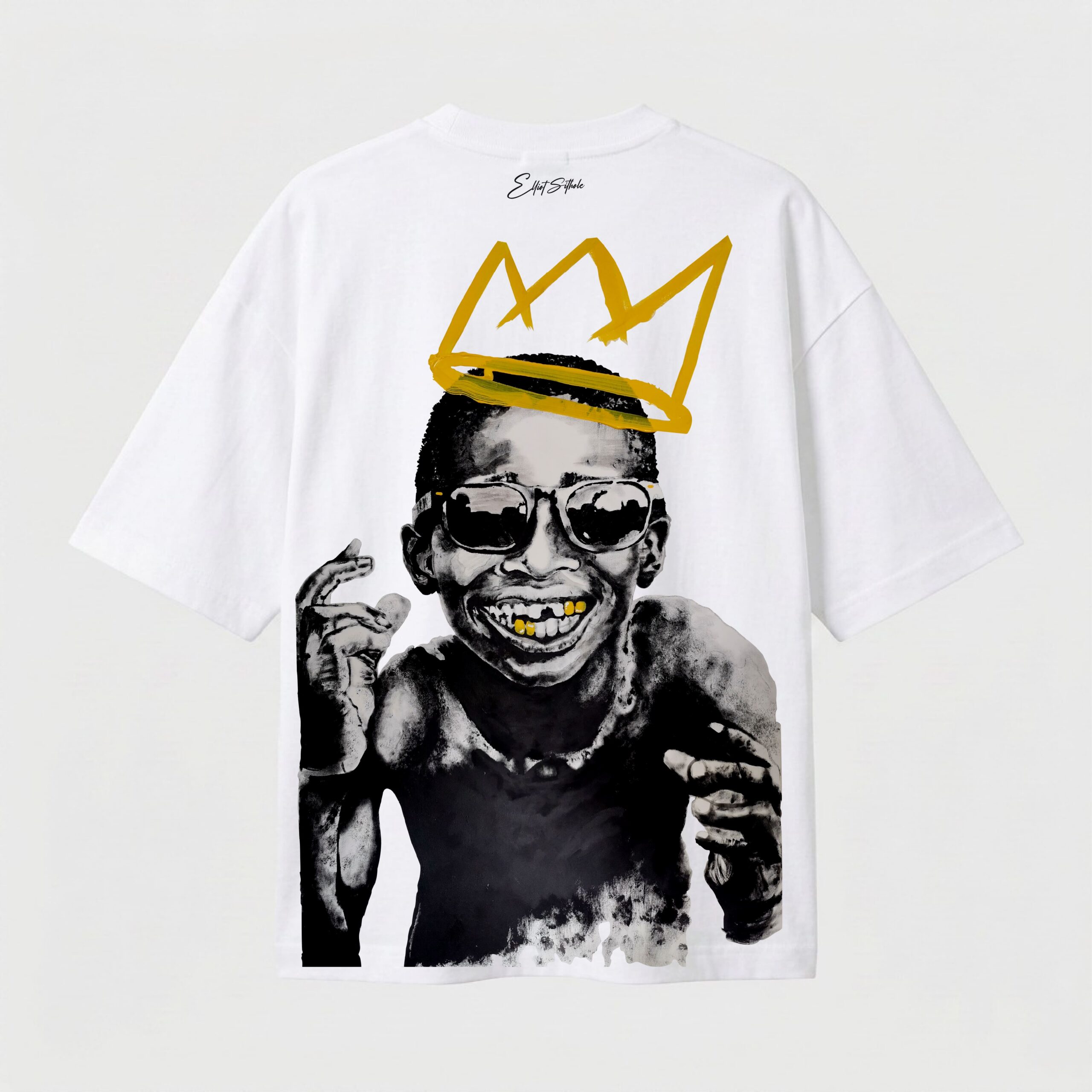 es-young-king-crown-signature-white-back-gold-crown