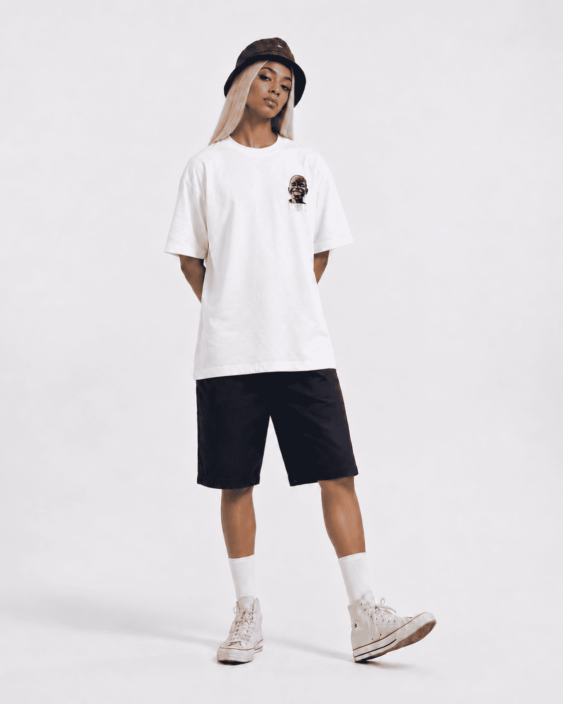 mambosh-white-model-2__female
